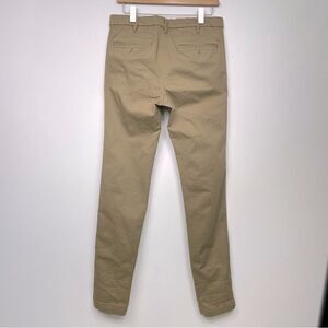 Uniqlo | khaki 4 pocket slacks size 30/40.      (5) Uniqlo (76 cm) waist